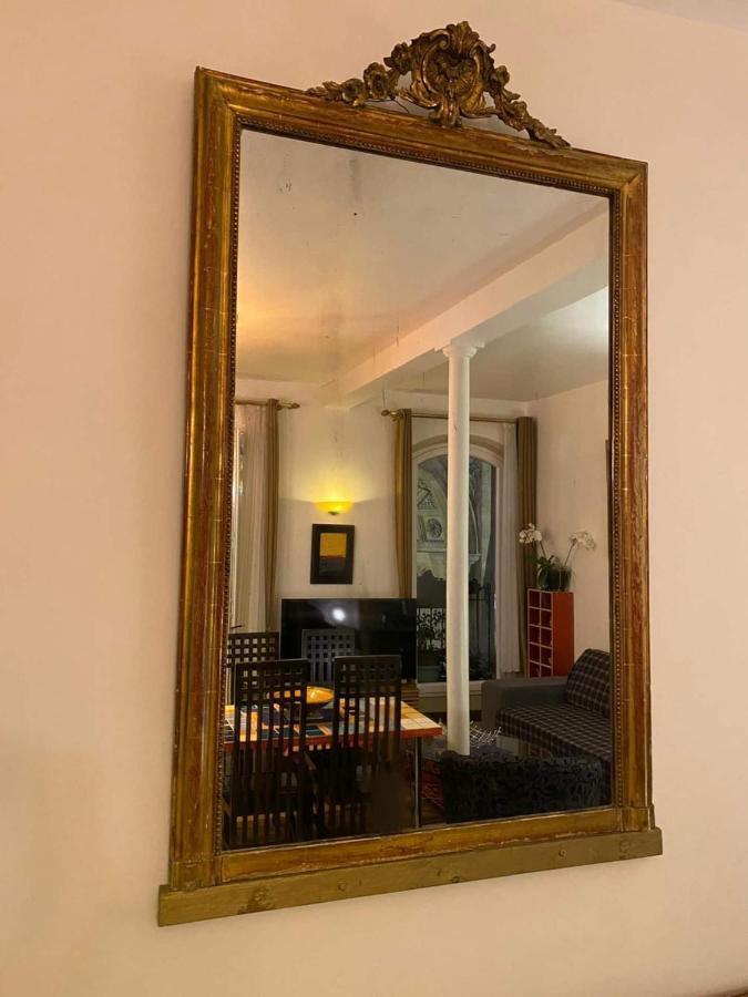 Romantic Apartment In Париж Екстер'єр фото