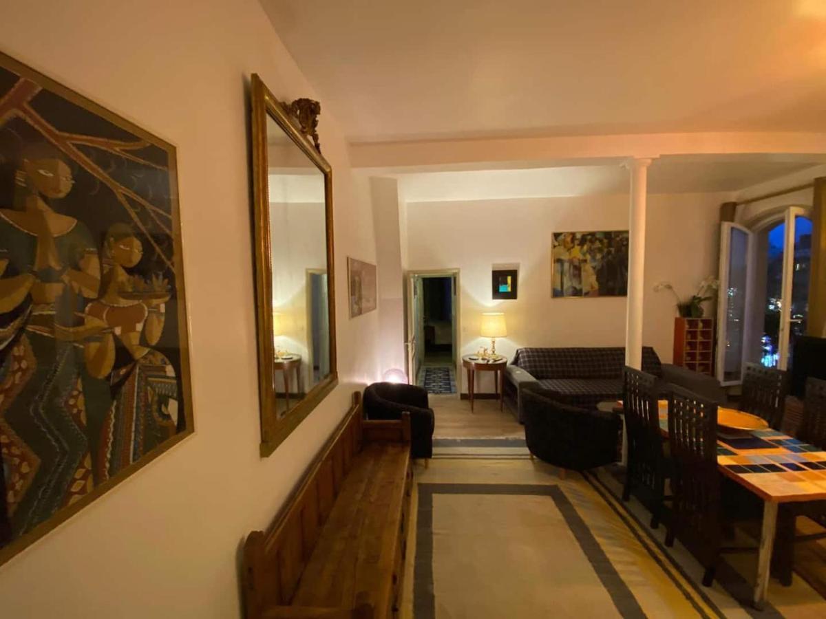 Romantic Apartment In Париж Екстер'єр фото