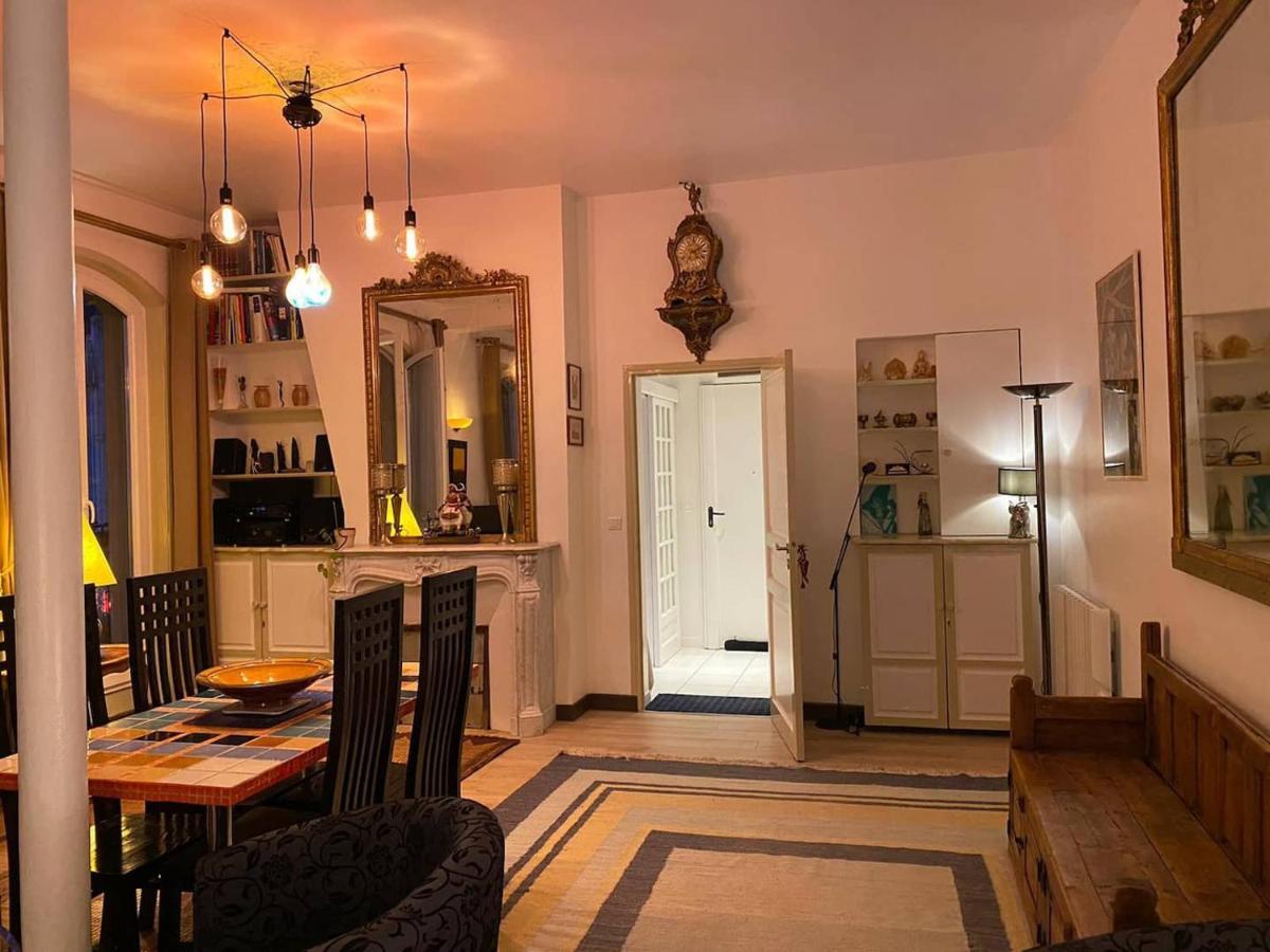 Romantic Apartment In Париж Екстер'єр фото