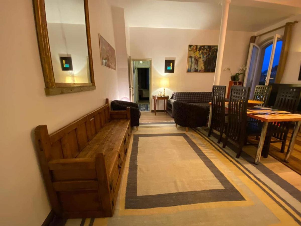 Romantic Apartment In Париж Екстер'єр фото