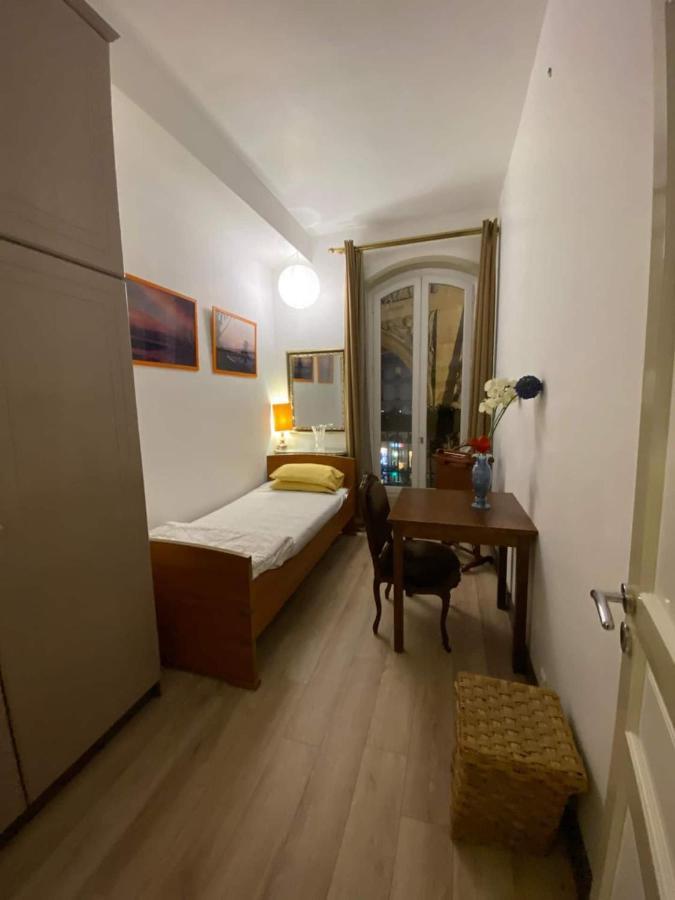 Romantic Apartment In Париж Екстер'єр фото