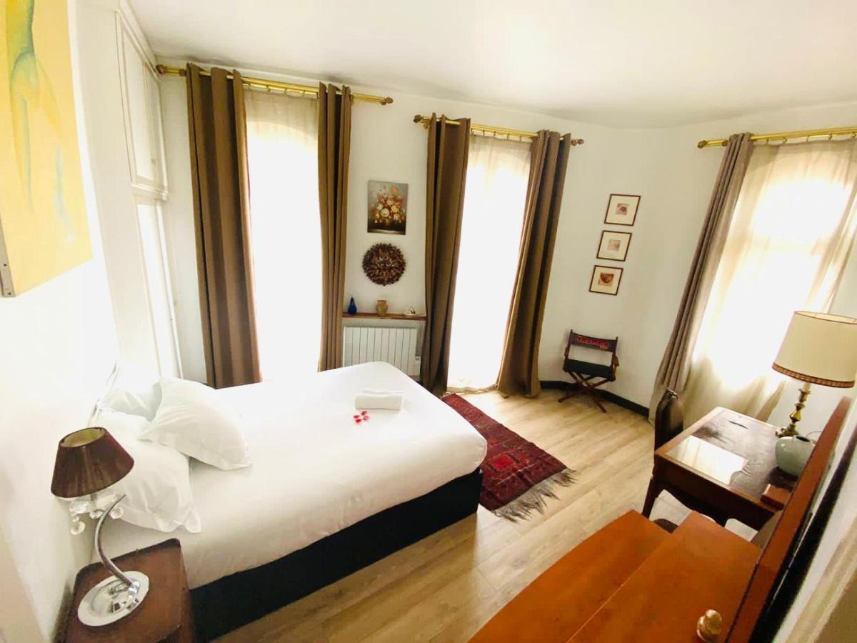 Romantic Apartment In Париж Екстер'єр фото