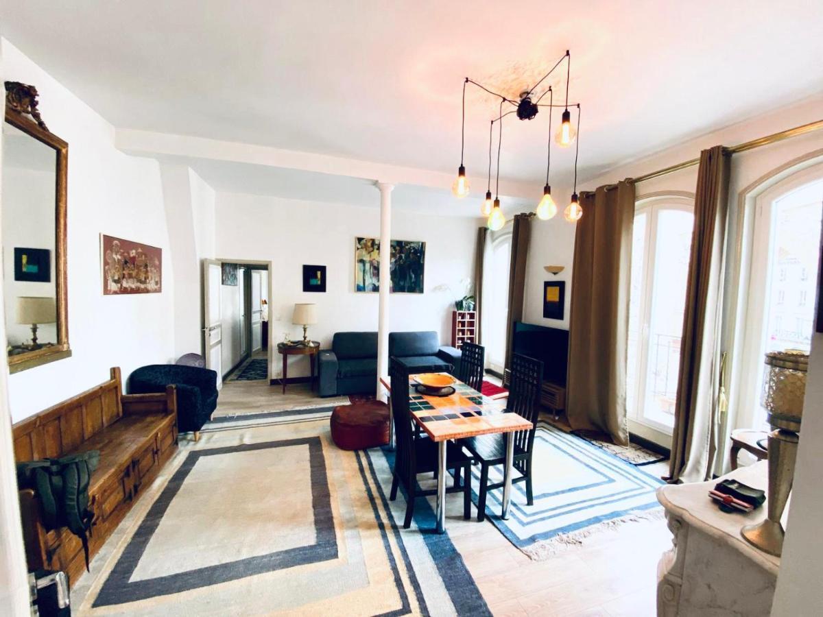 Romantic Apartment In Париж Екстер'єр фото