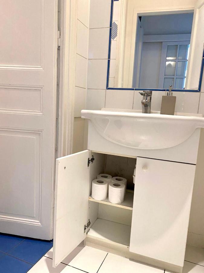 Romantic Apartment In Париж Екстер'єр фото