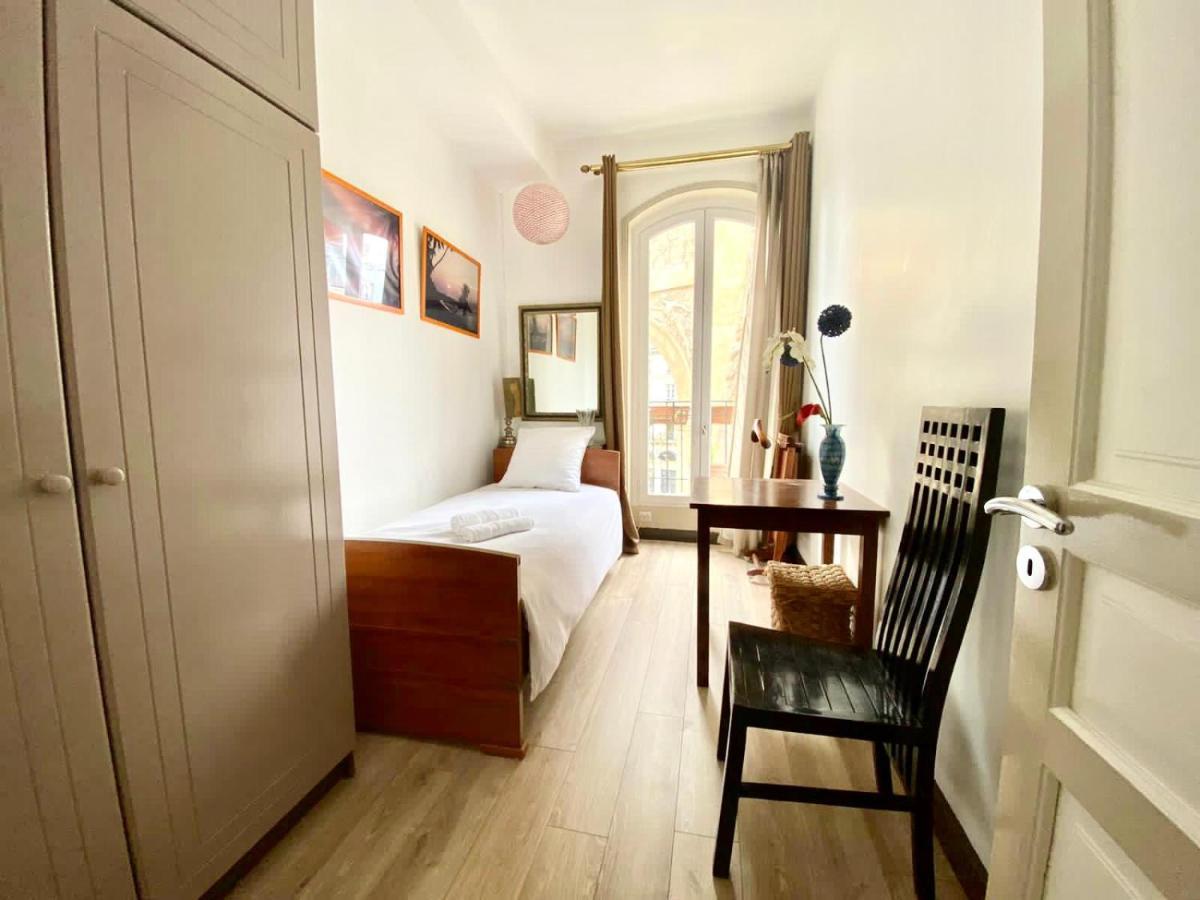 Romantic Apartment In Париж Екстер'єр фото